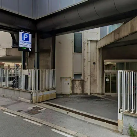 One Bedroom With Wifi At 3 Km Away From The Beach Appartement Genua
